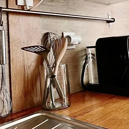 Apartment 2 Min Du Rer A - Studio Equipe & Jardin - Centre Ville